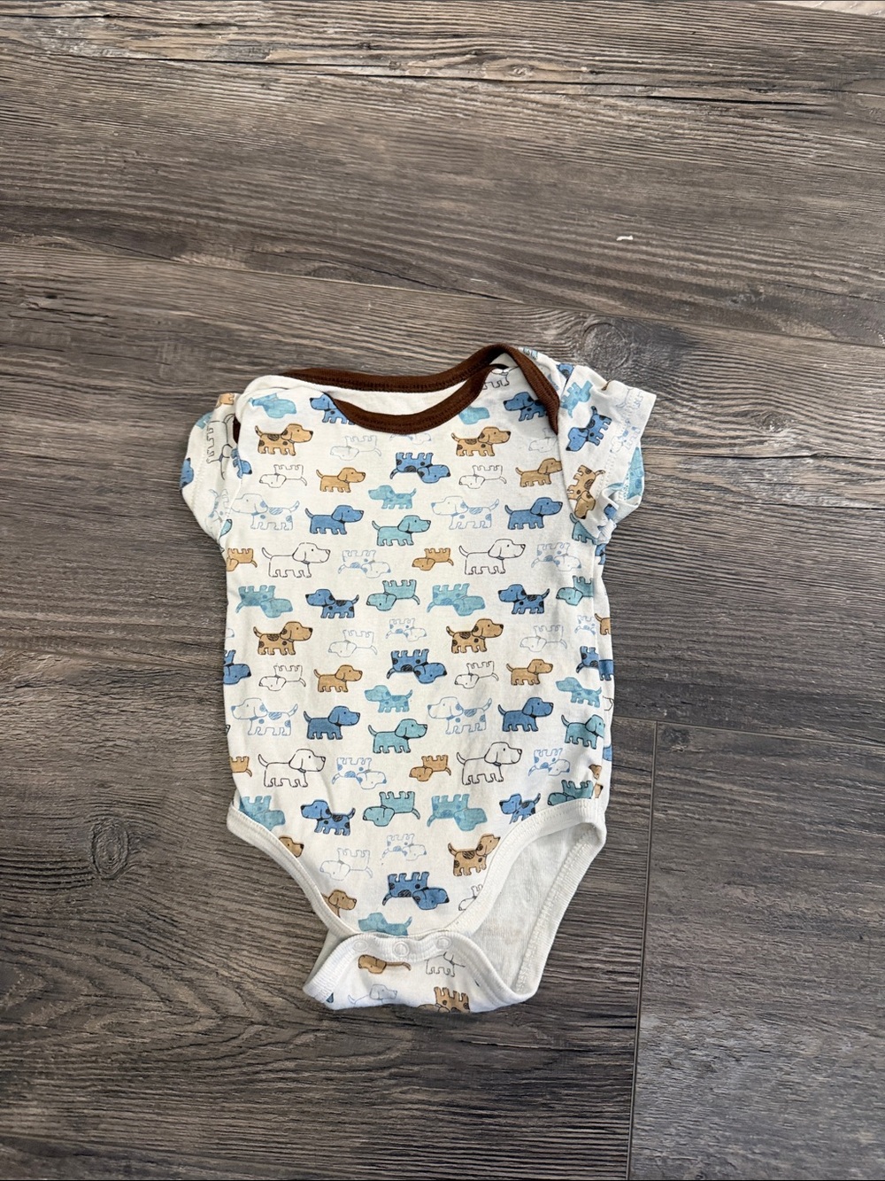 Little Me Short-Sleeve Bodysuit in White, Blue, and Brown with Animal Print